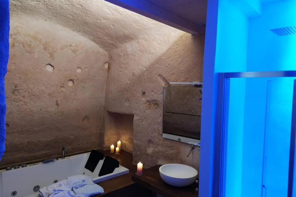 Fornaci 46 Sassi Con Idromassaggio Matera Exterior photo