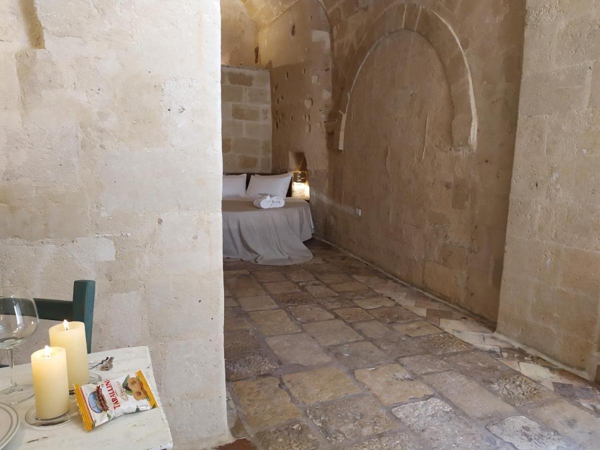 Fornaci 46 Sassi Con Idromassaggio Matera Exterior photo